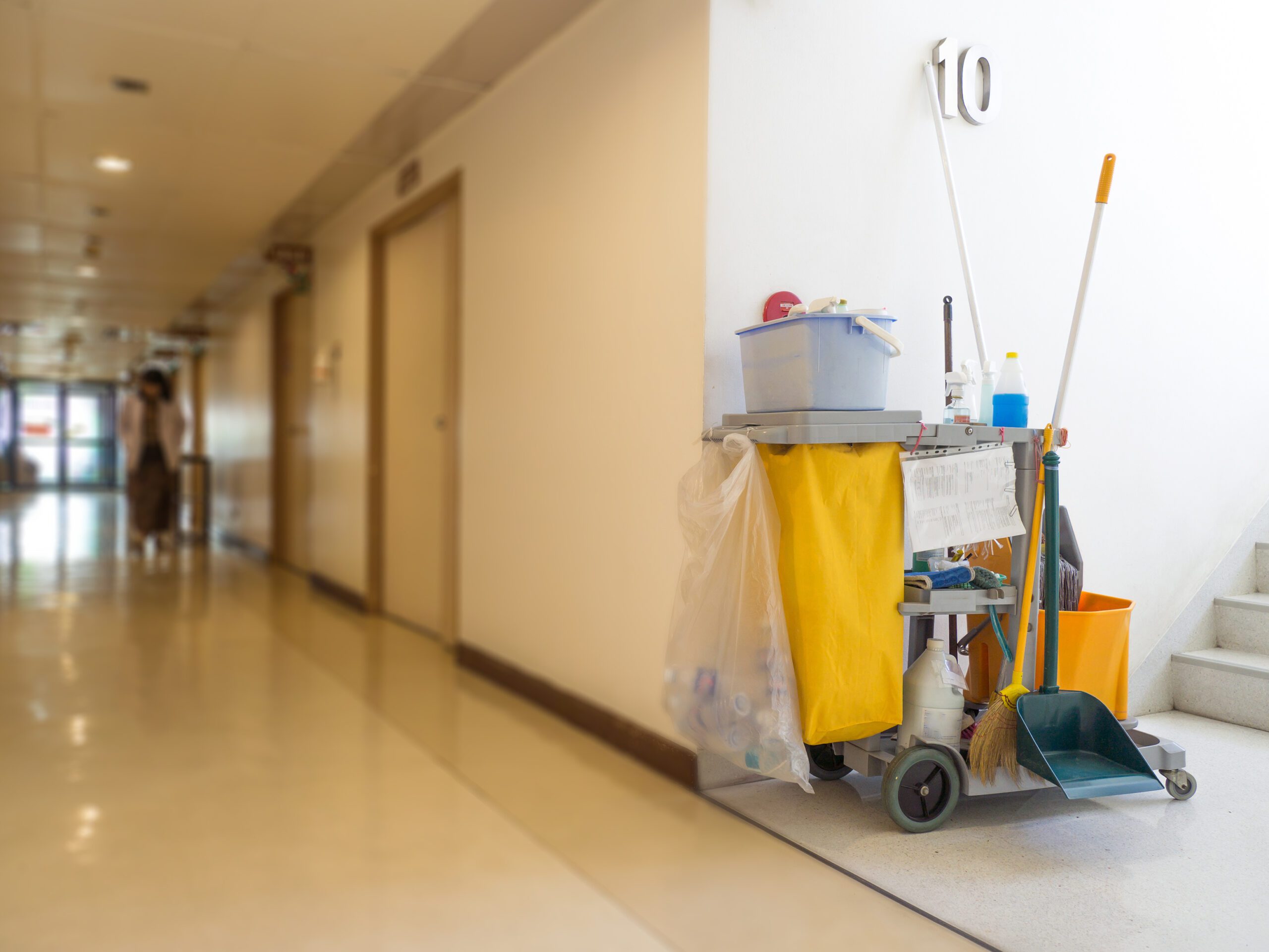 Commercial office cleaning services